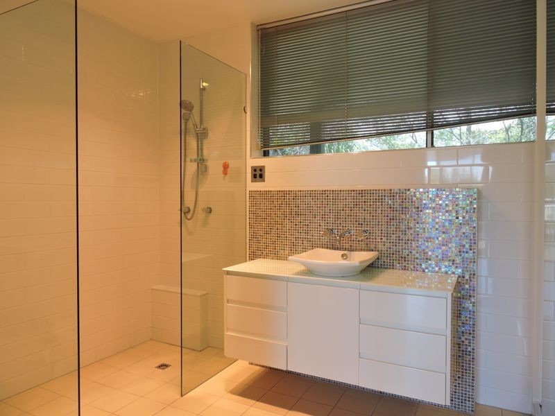 11 Ashley Road, Chermside West QLD 4032