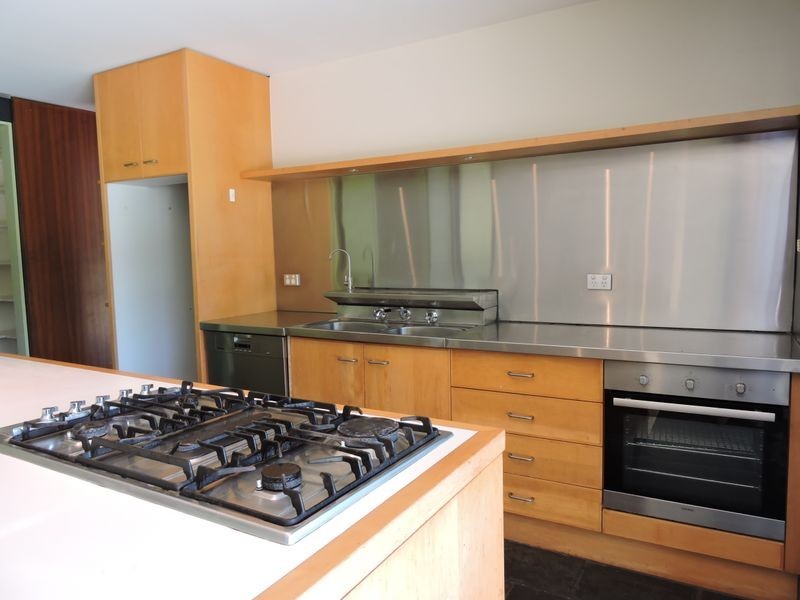 11 Ashley Road, Chermside West QLD 4032