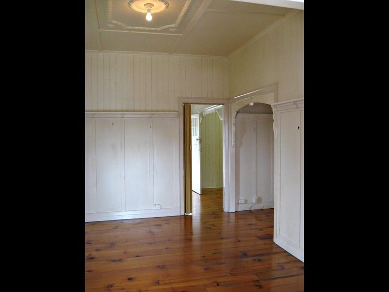 11 Broughton Road, Kedron QLD 4031