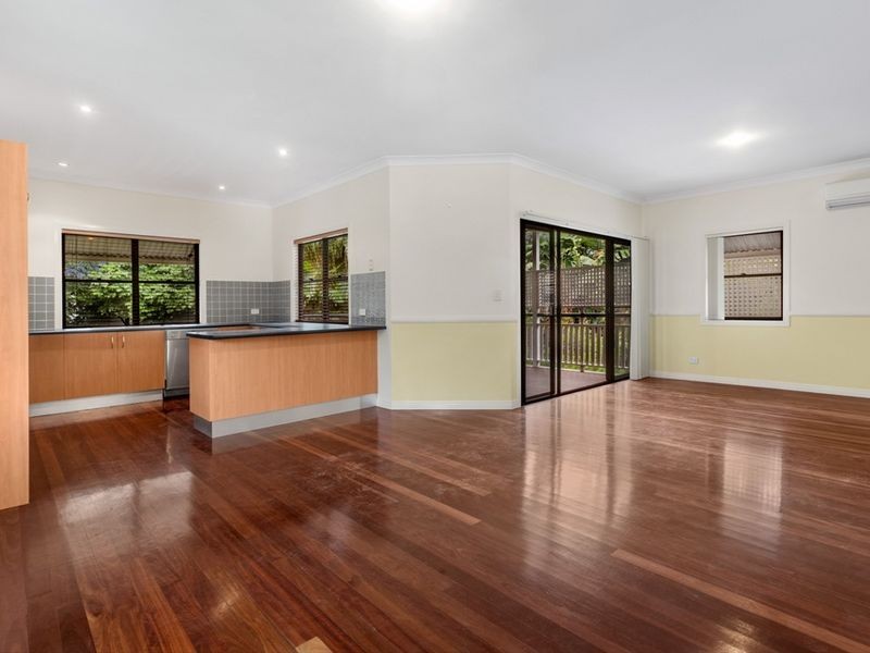 12 Wellington Street, Wooloowin QLD 4030