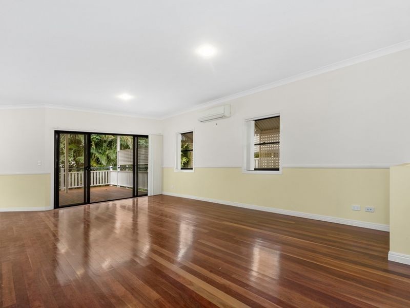 12 Wellington Street, Wooloowin QLD 4030