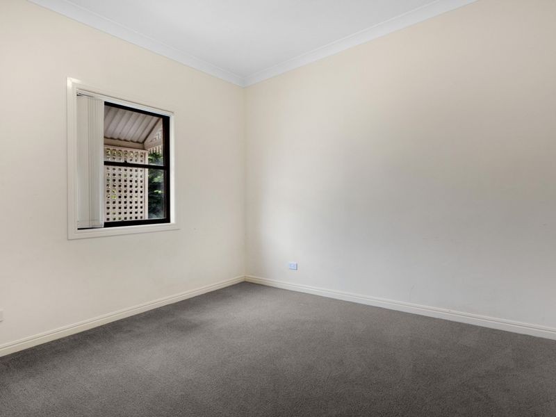 12 Wellington Street, Wooloowin QLD 4030