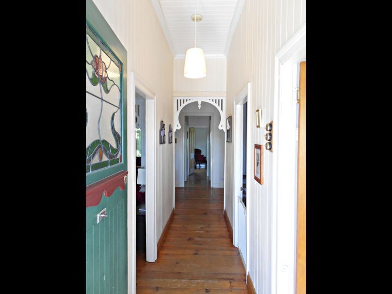 9 Eleventh Avenue, Kedron QLD 4031