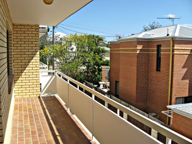 2/63 Groom Street, Gordon Park QLD 4031