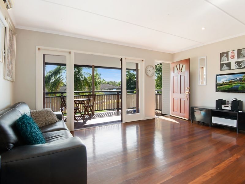 16 Bamber Street, Chermside QLD 4032