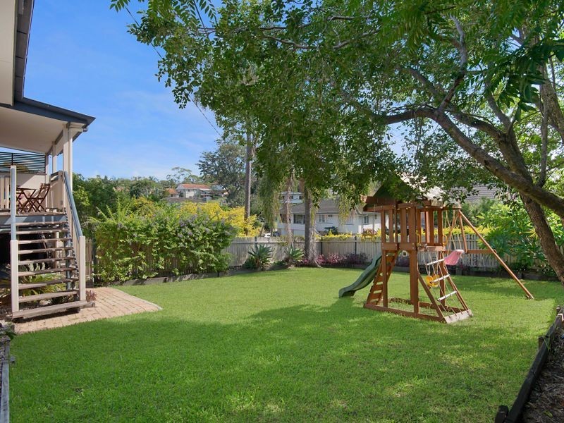 16 Bamber Street, Chermside QLD 4032