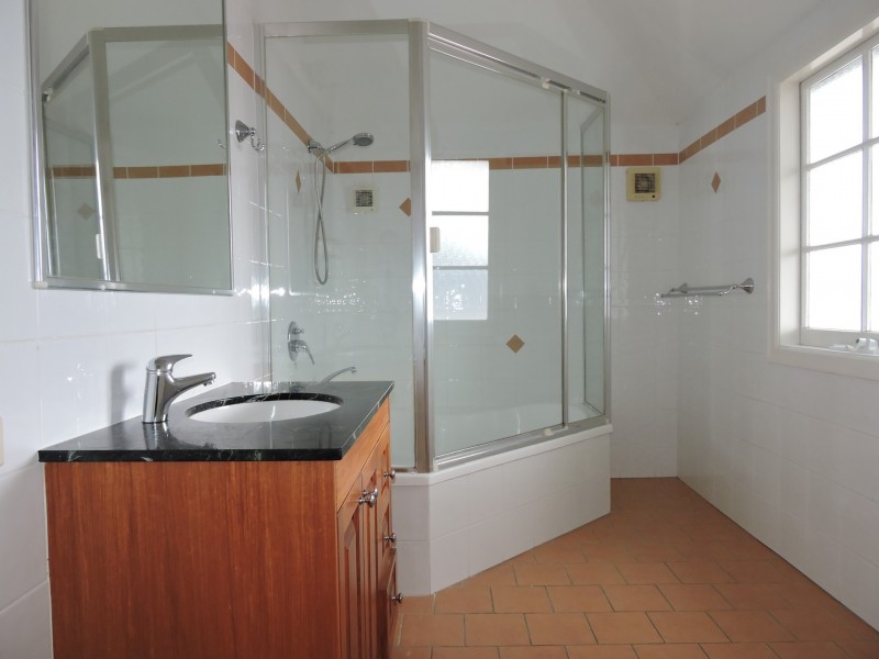 148 Stoneleigh Street, Lutwyche QLD 4030