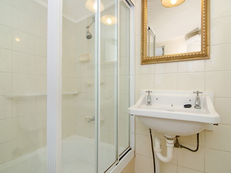 21 Harris Street, Windsor QLD 4030