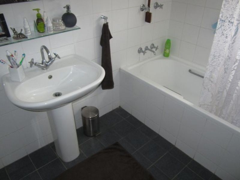 11 Gilbert Road, Windsor QLD 4030