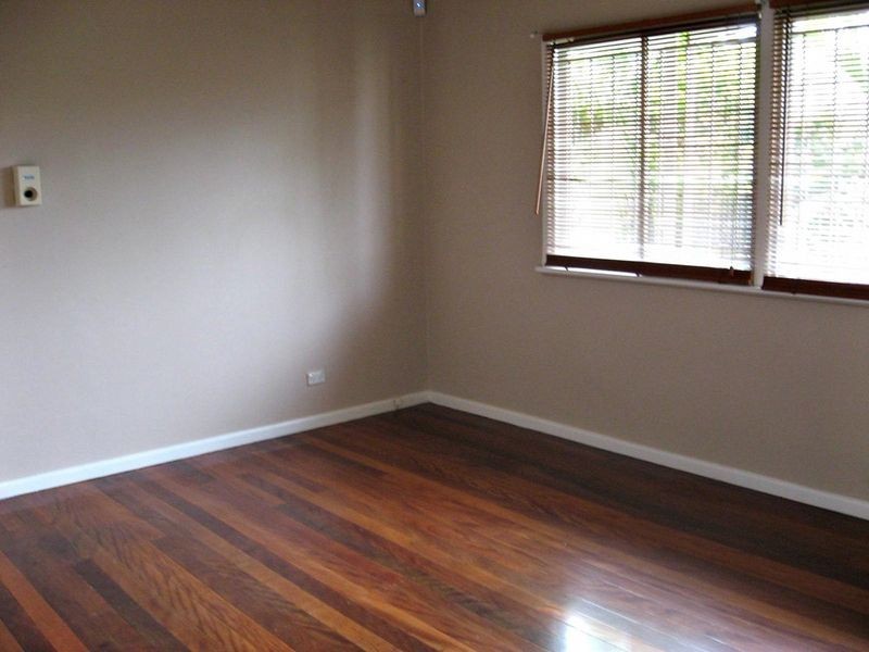 16 Caloola Street, Stafford Heights QLD 4053