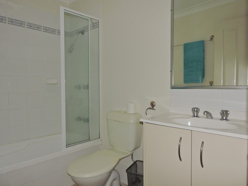 1/64 Adamson Street, Wooloowin QLD 4030