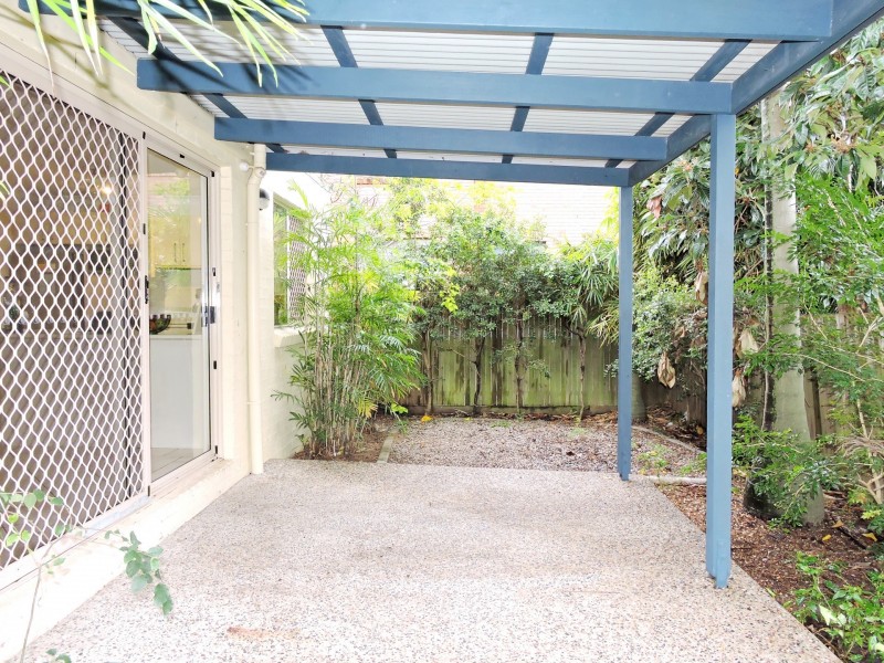 1/64 Adamson Street, Wooloowin QLD 4030