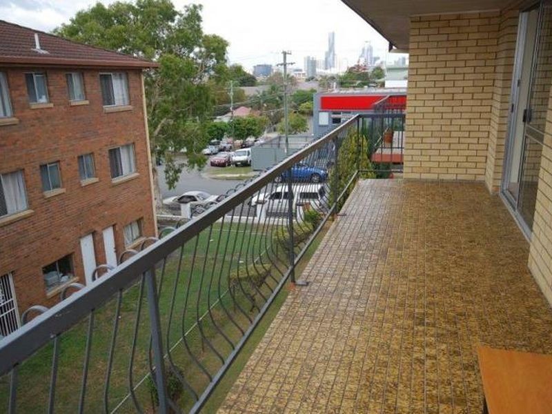 5/16 Grantson Street, Windsor QLD 4030