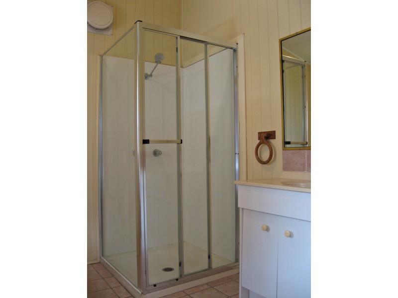 5 Adamson Street, Wooloowin QLD 4030