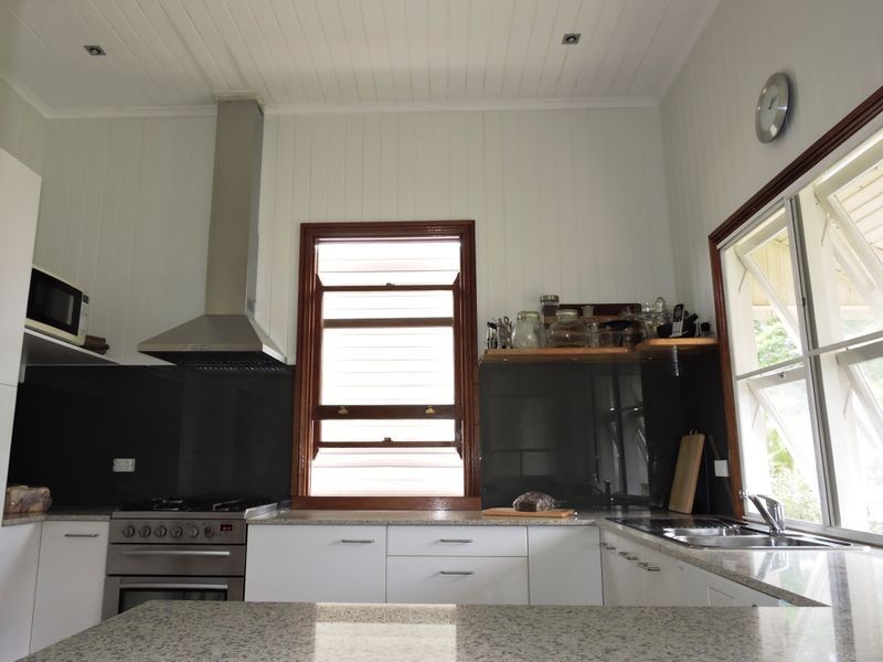 67 Lodge Road, Wooloowin QLD 4030