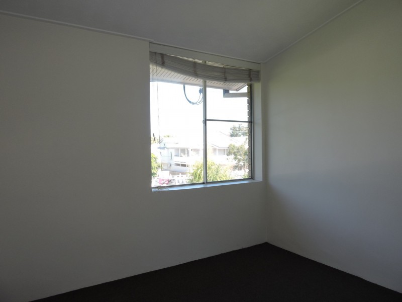 1/82 Charlton Street, Ascot QLD 4007