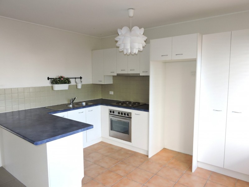 2/5 Curwen Terrace, Chermside QLD 4032