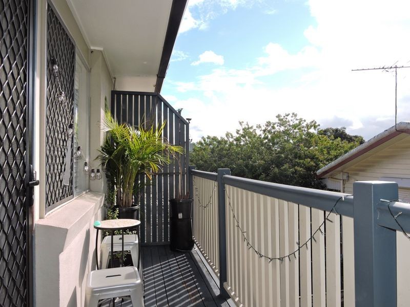 2/5 Curwen Terrace, Chermside QLD 4032