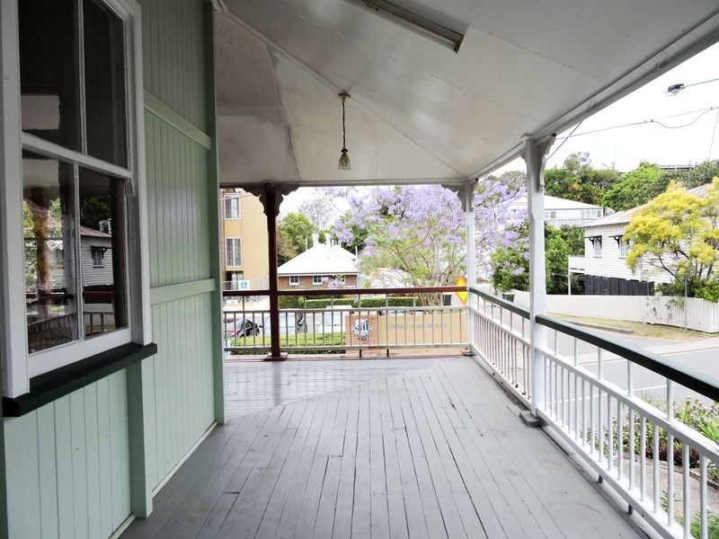 1A Arwin Terrace, Windsor QLD 4030
