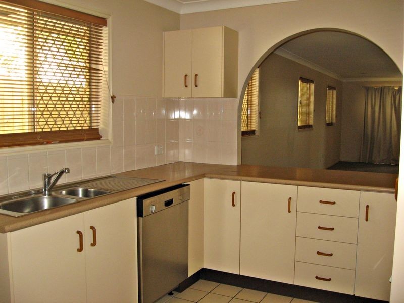 20 Stoneleigh Street, Albion QLD 4010