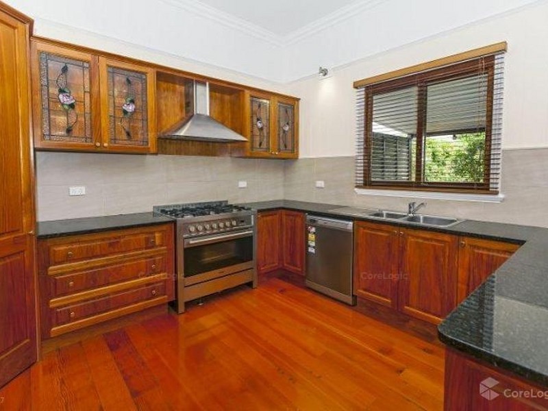 15 Wellington Street, Lutwyche QLD 4030