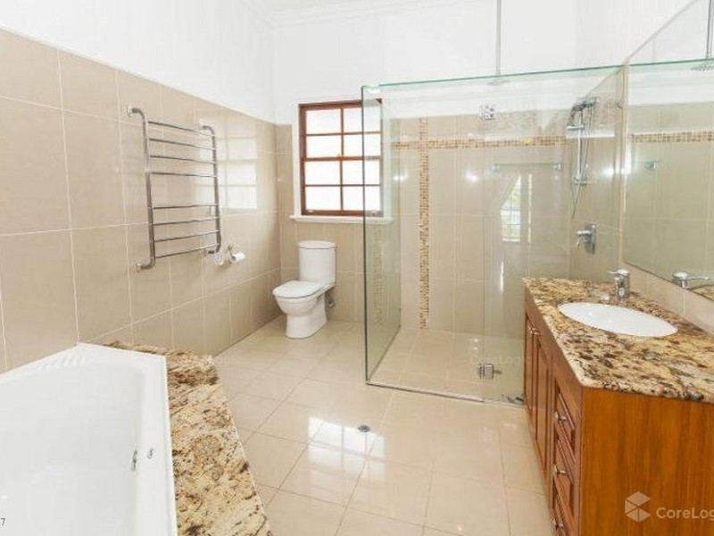 15 Wellington Street, Lutwyche QLD 4030