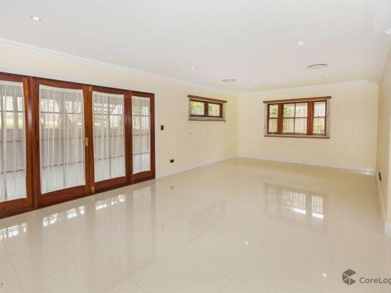 15 Wellington Street, Lutwyche QLD 4030