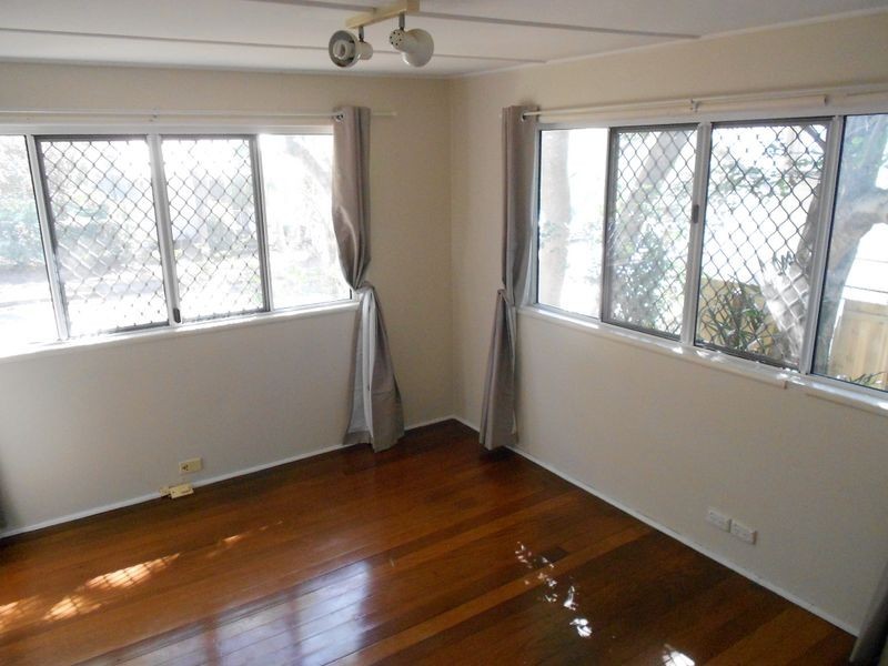 38 Garden Terrace, Newmarket QLD 4051