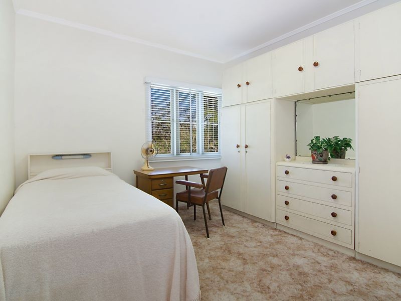 15 Bullard Street, Greenslopes QLD 4120