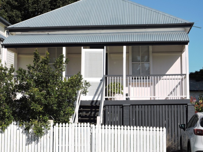 10 Bale Street, Albion QLD 4010