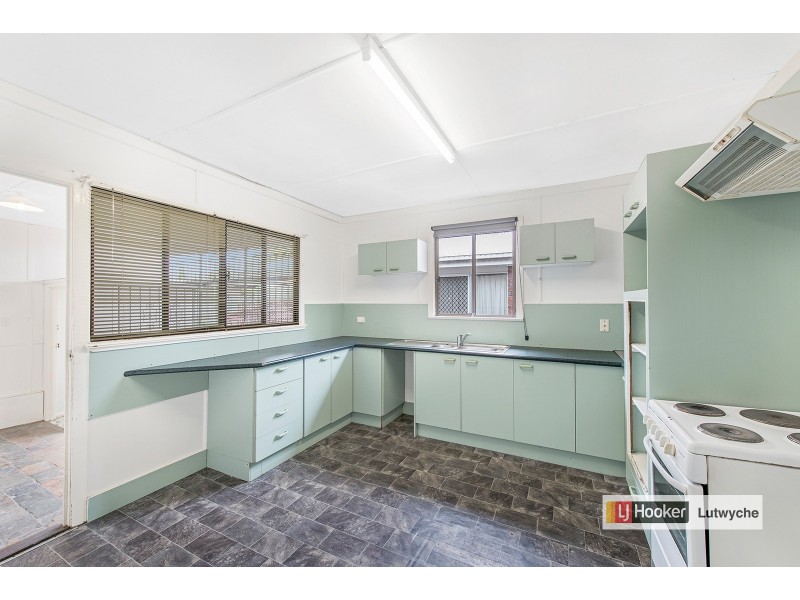 16 Lower Brighton Terrace, Sandgate QLD 4017