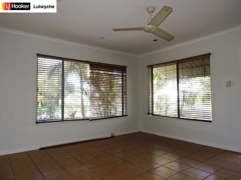 1/27 Currimundi Road, Currimundi QLD 4551