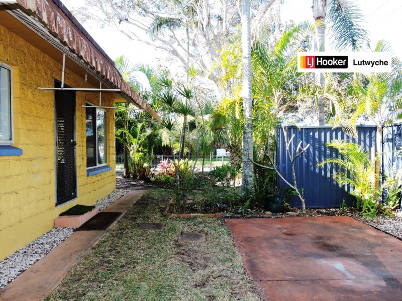 1/27 Currimundi Road, Currimundi QLD 4551