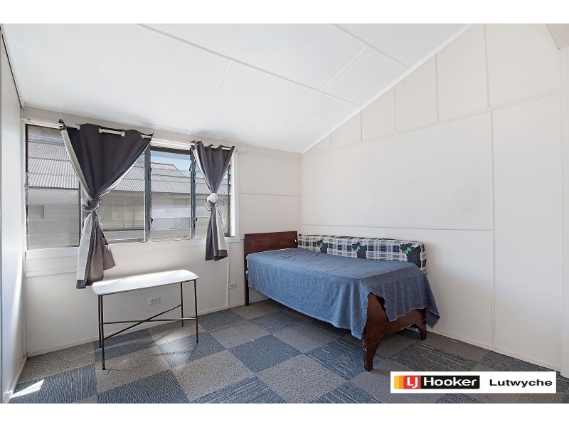 32 Strathmore Street, Kedron QLD 4031