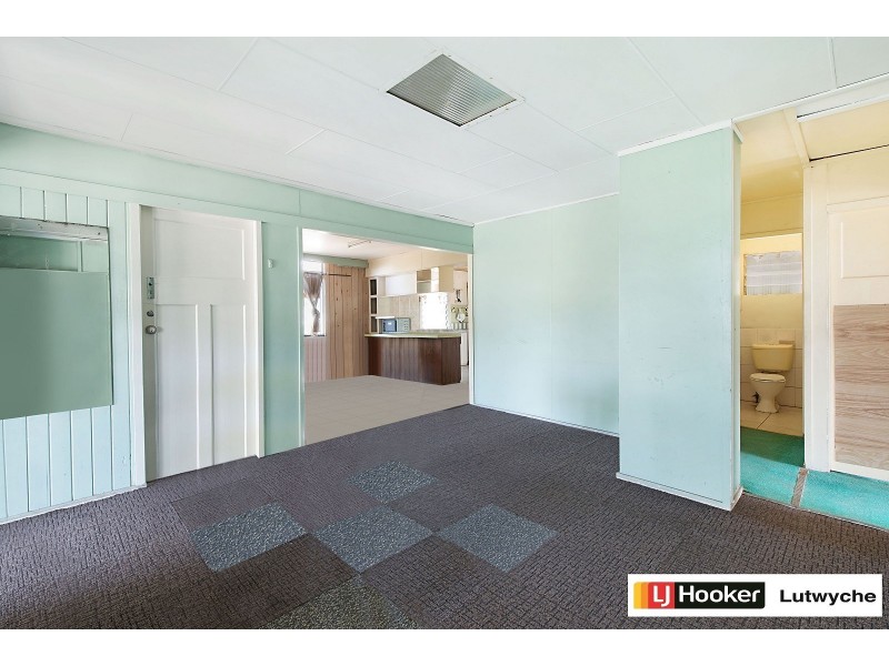 32 Strathmore Street, Kedron QLD 4031