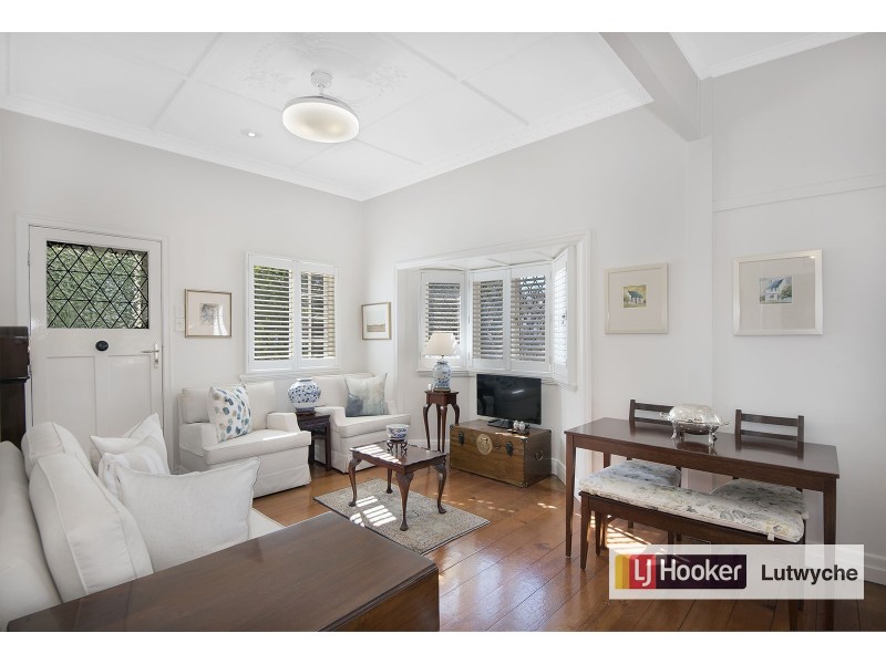 51 Racecourse Road, Hamilton QLD 4007