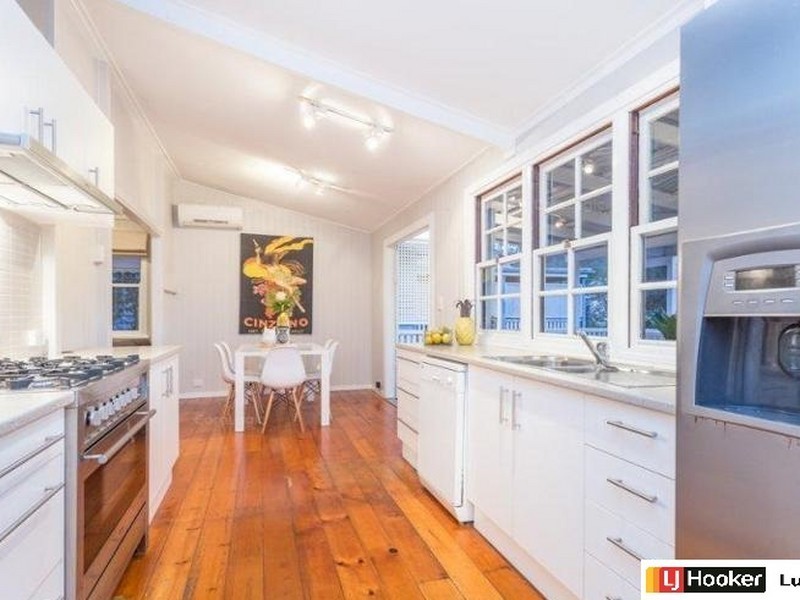 50 Brook Street, Windsor QLD 4030