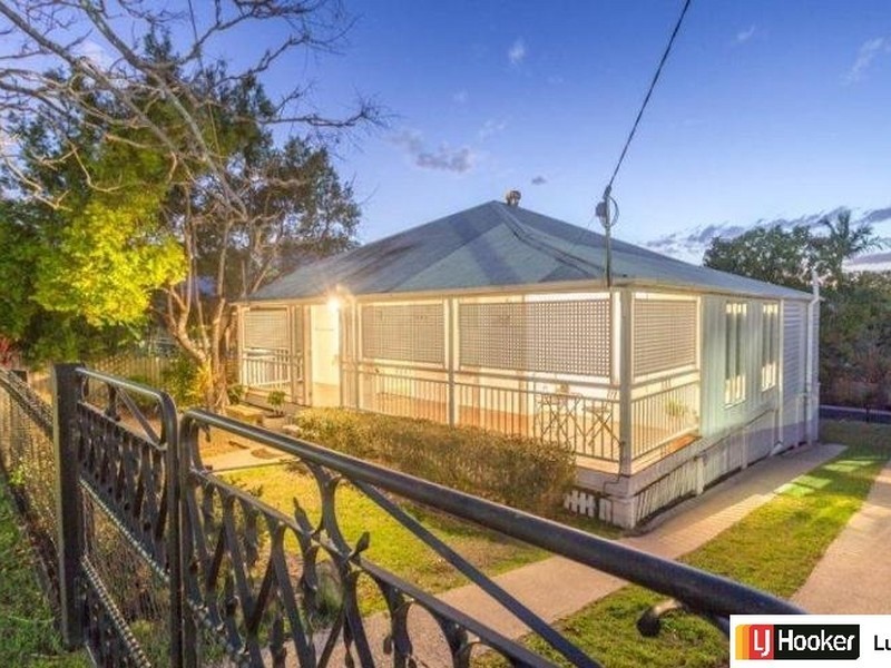 50 Brook Street, Windsor QLD 4030