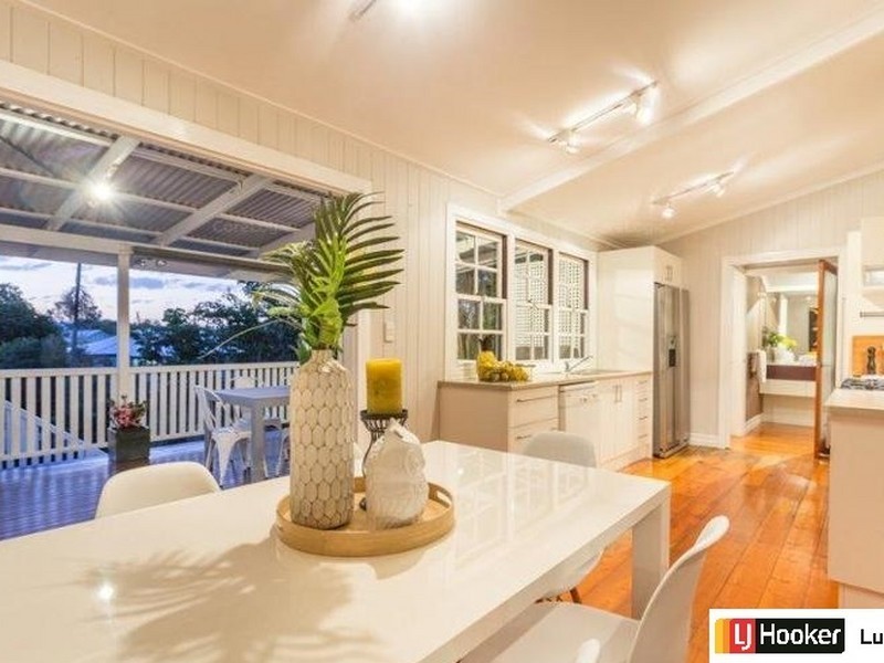 50 Brook Street, Windsor QLD 4030