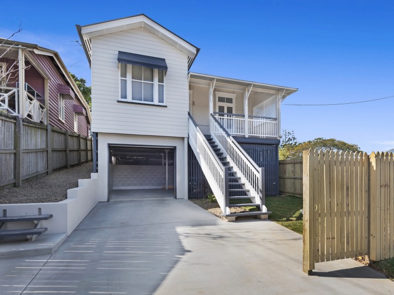 96 Sixth Avenue, Windsor QLD 4030