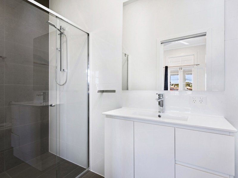 96 Sixth Avenue, Windsor QLD 4030