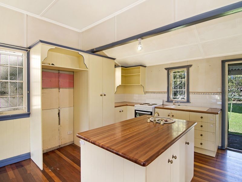 24 Broughton Road, Kedron QLD 4031