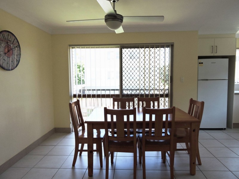 2/16 Grantson Street, Windsor QLD 4030