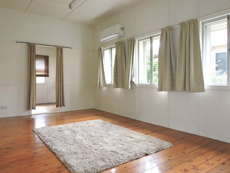 25 Hinkler Street, Kedron QLD 4031