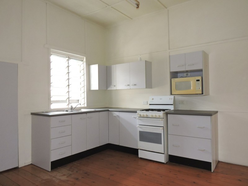 25 Hinkler Street, Kedron QLD 4031