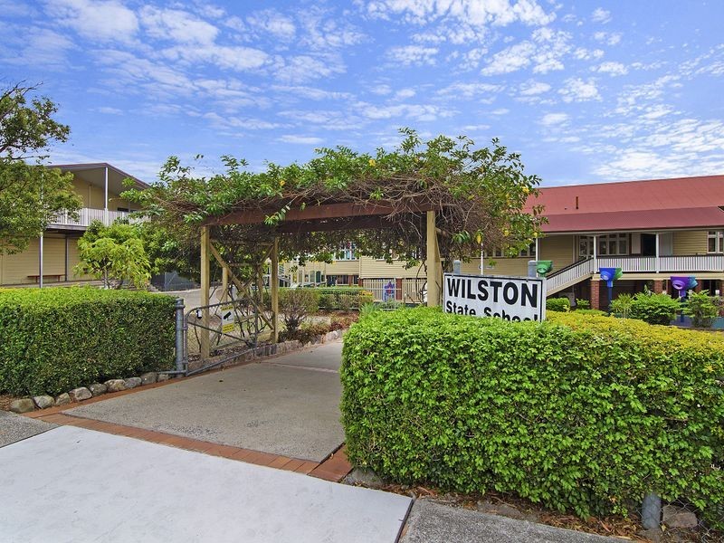 13 Carroll Crescent, Grange QLD 4051