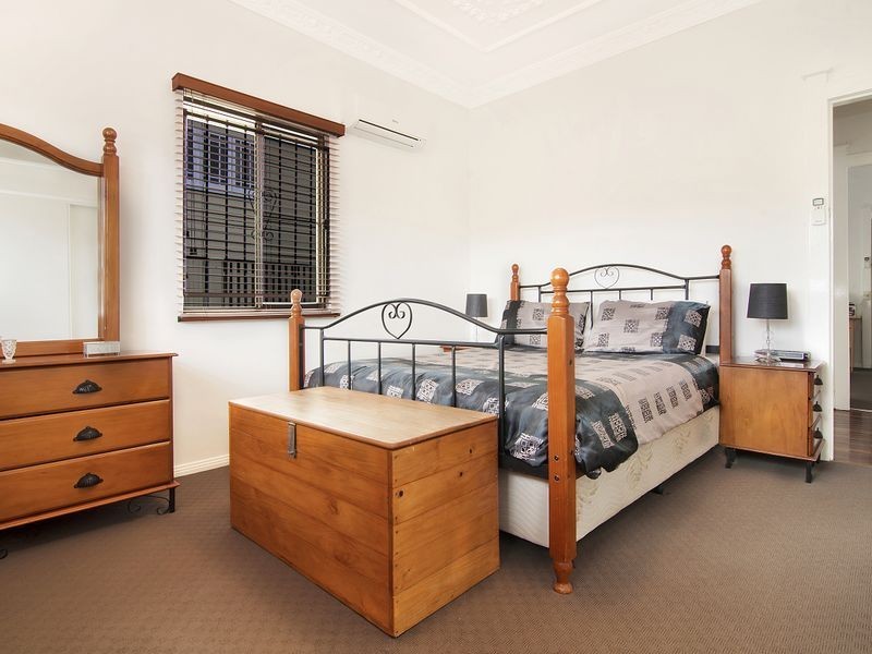 13 Carroll Crescent, Grange QLD 4051