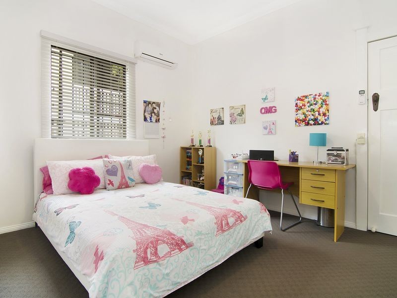 13 Carroll Crescent, Grange QLD 4051