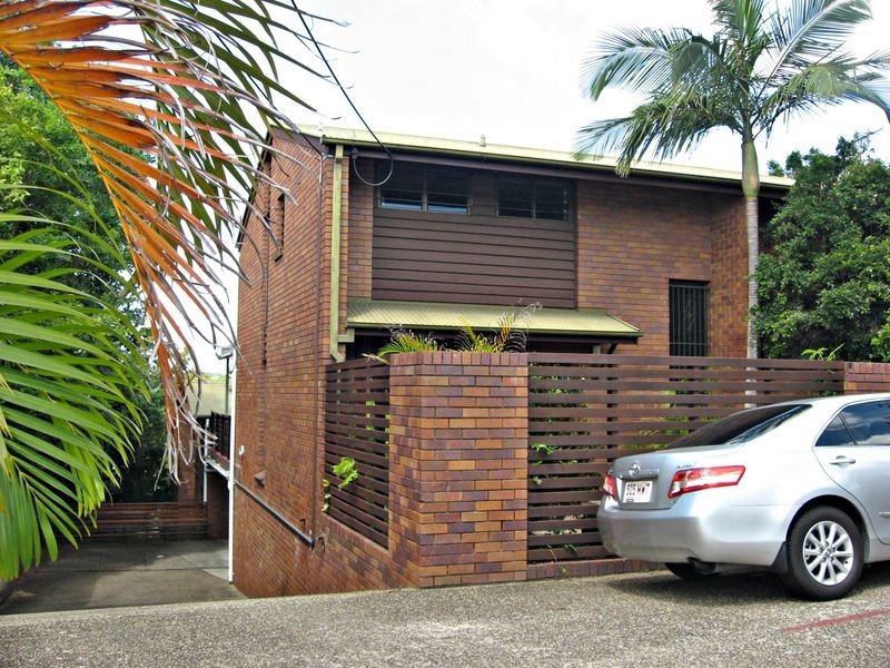 1/28 Bramston Terrace, Herston QLD 4006