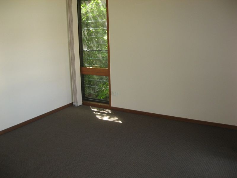 1/28 Bramston Terrace, Herston QLD 4006